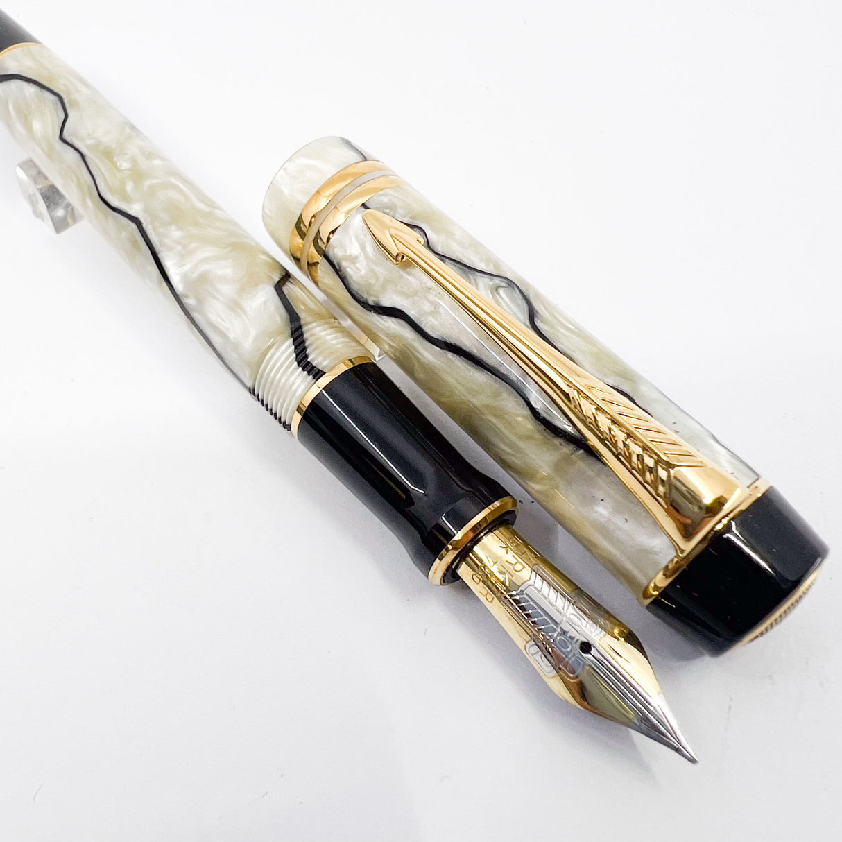 Parker Duofold Centennial (Largest Size) Black & Pearl Fountain Pen - Fine 18kt Gold Nib
