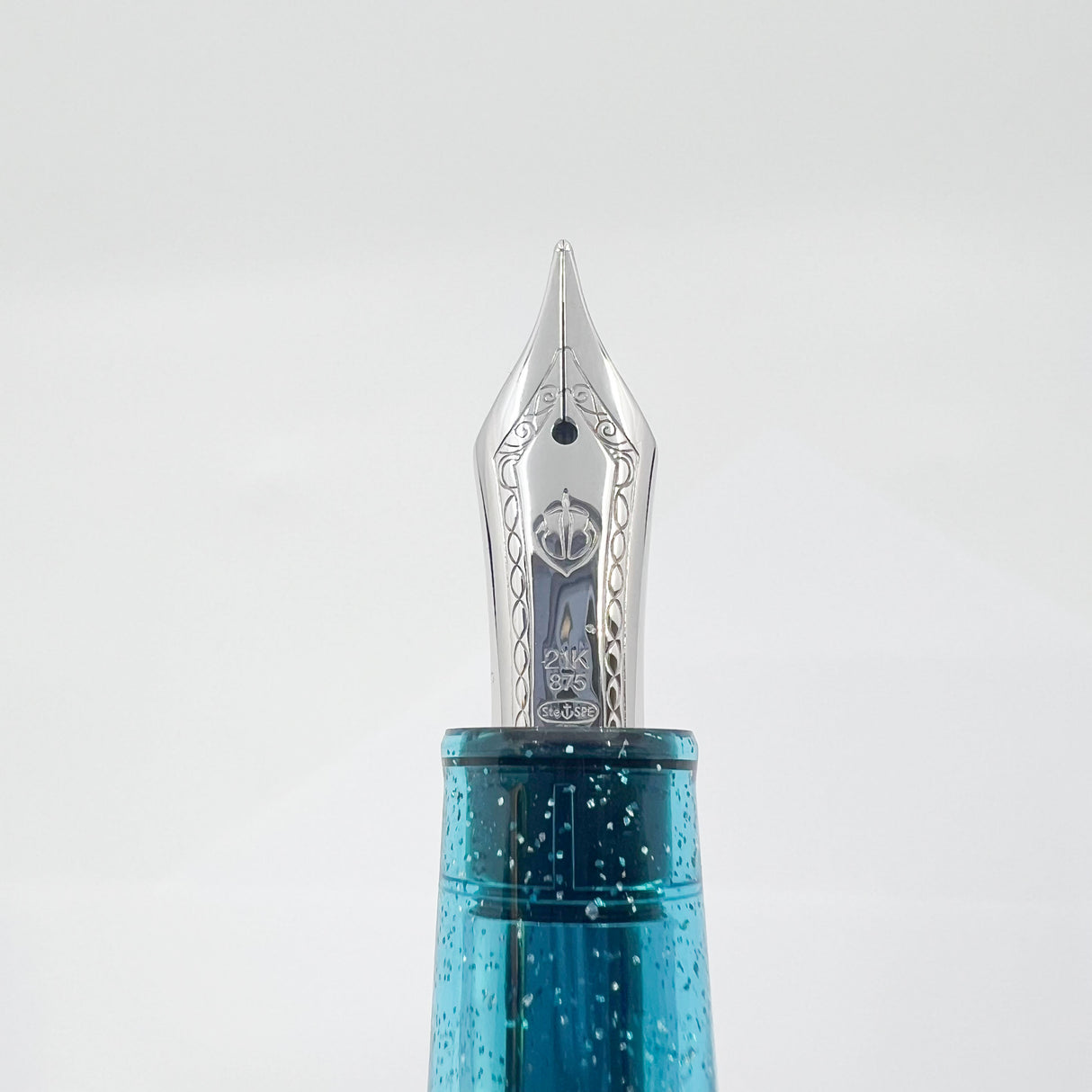 Sailor Purple Northern Lights Pro Gear Fountain Pen - Broad 21kt Gold Nib