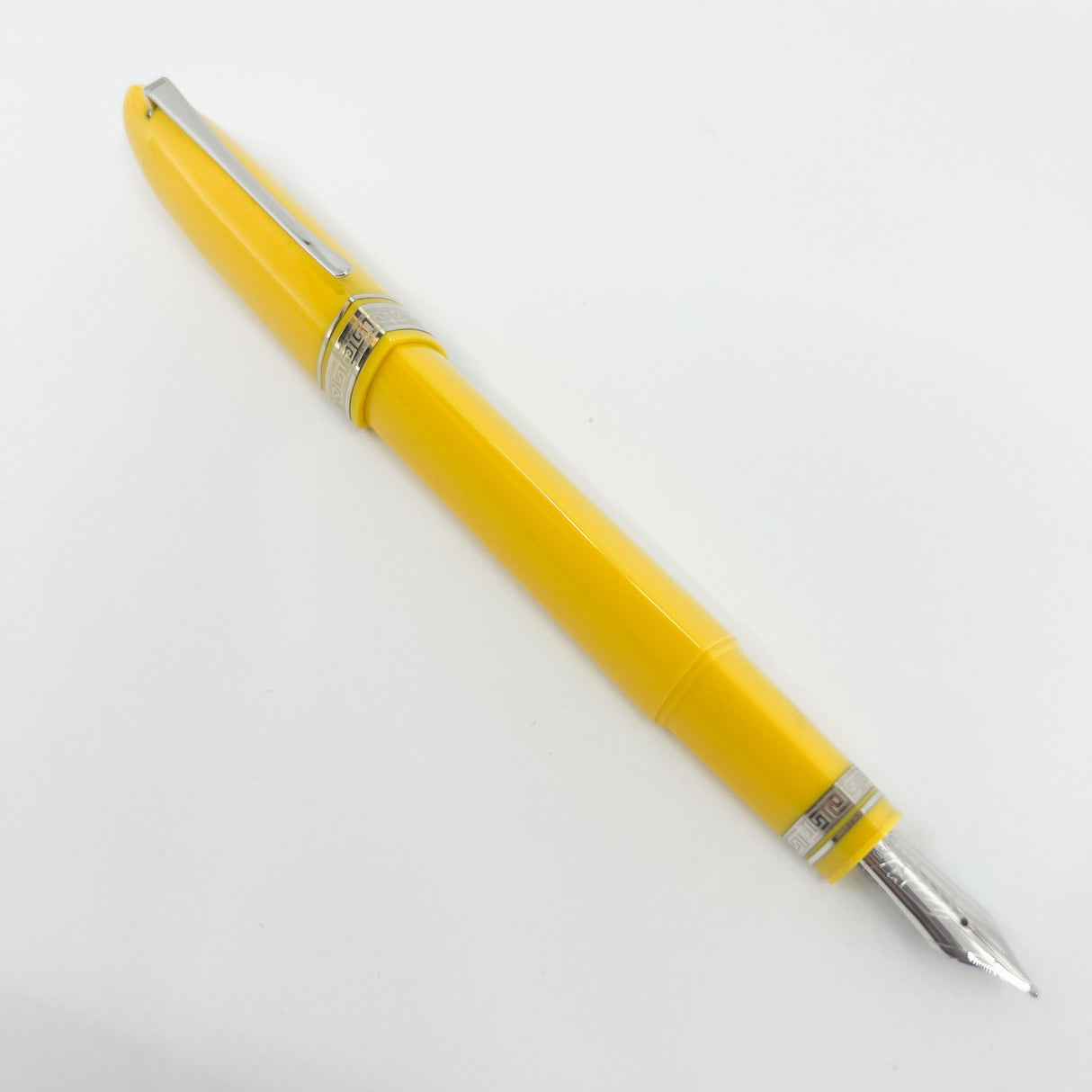 OMAS Yellow 360 Triangulated Fountain Pen - Semi-Flex Medium 18kt Gold Nib