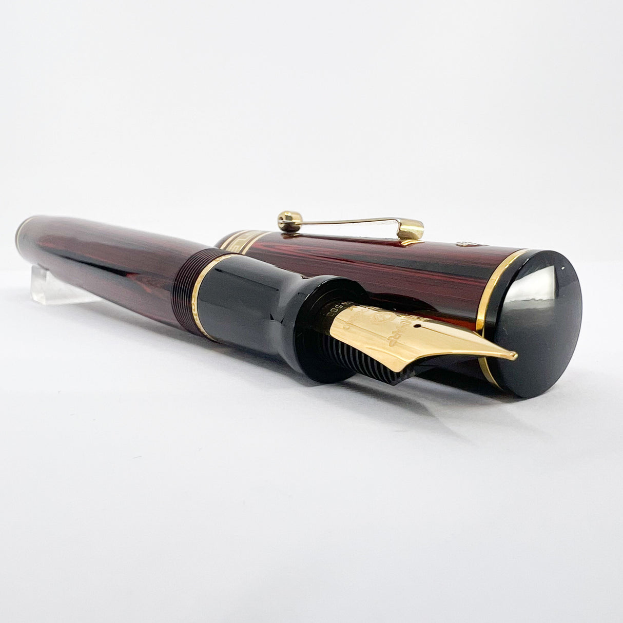 Wahl-Eversharp Decoband Rosewood Ebonite Fountain Pen - Semi-Flex Medium 14kt Gold Nib