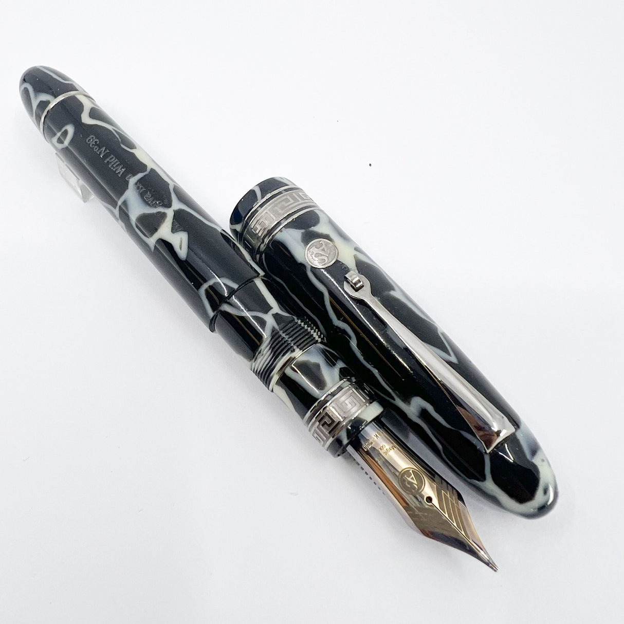 ASC (Armando Simoni Club) Ogiva Oversized Extra Art Nouveau "Wild" (OMAS Original) Celluloid Limited Edition Fountain Pen - Magic Flex Medium 18kt Gold Nib