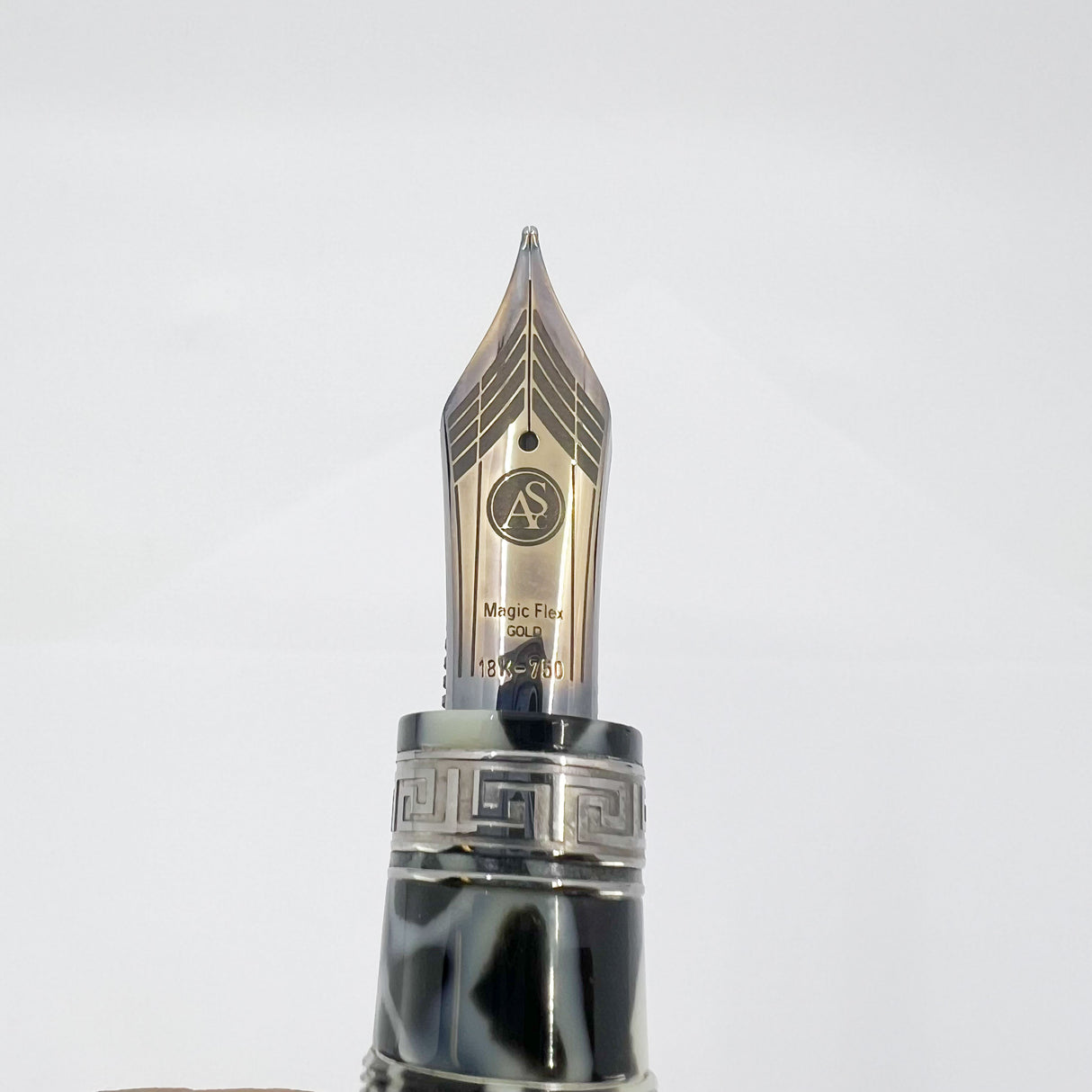 ASC (Armando Simoni Club) Ogiva Oversized Extra Art Nouveau "Wild" (OMAS Original) Celluloid Limited Edition Fountain Pen - Magic Flex Medium 18kt Gold Nib