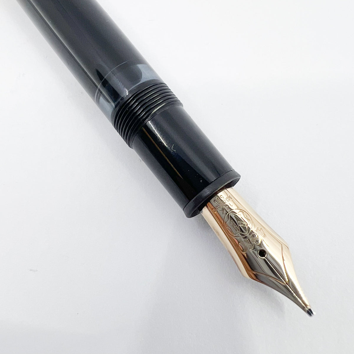 Montblanc Meisterstuck Black Resin #146 LeGrand Fountain Pen - Flexible Broad 14kt Gold Nib