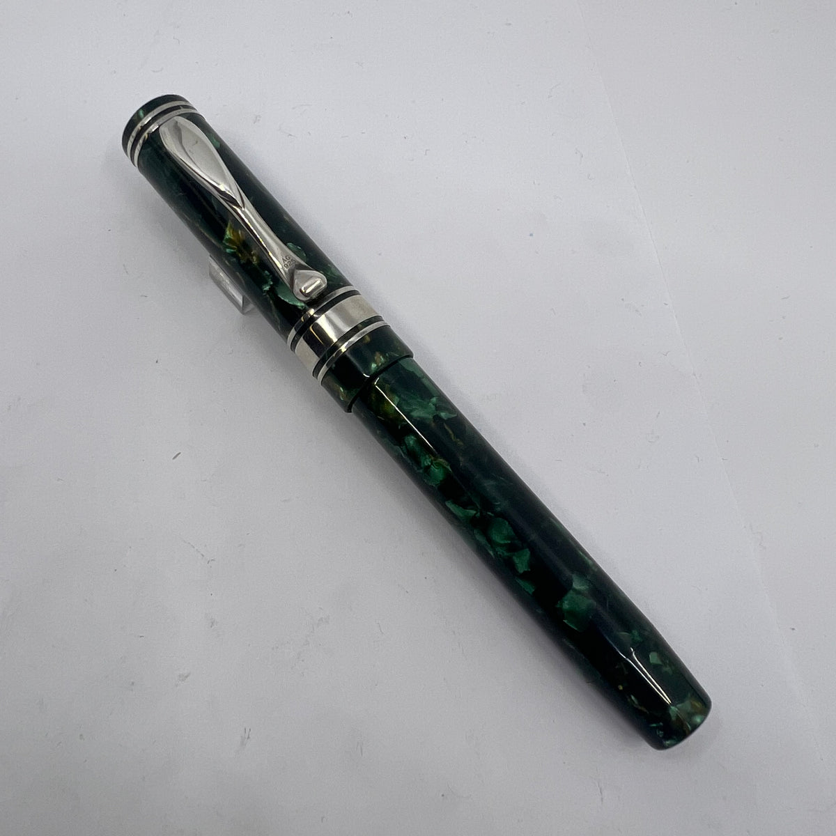 Visconti Grande Green Marbled/Bronze Streaked "Michelangelo" Celluloid Fountain Pen Circa 2000 - Fine 18kt Gold Nib