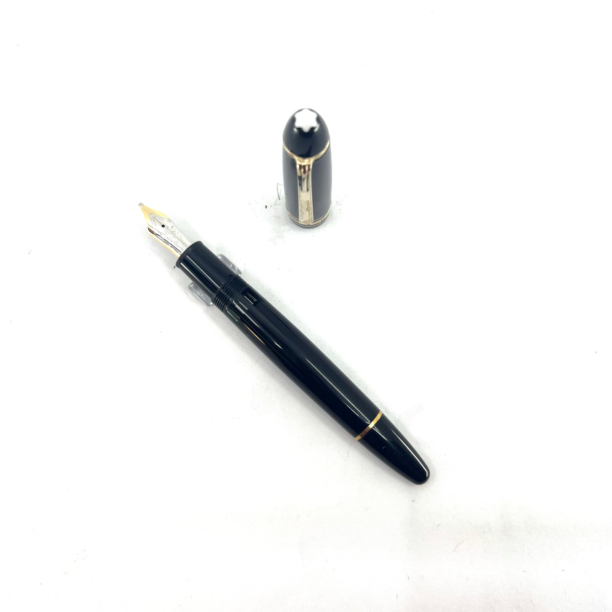 Montblanc Black Meisterstuck #146 LeGrand Fountain Pen - Double Broad Oblique 14kt Gold Nib