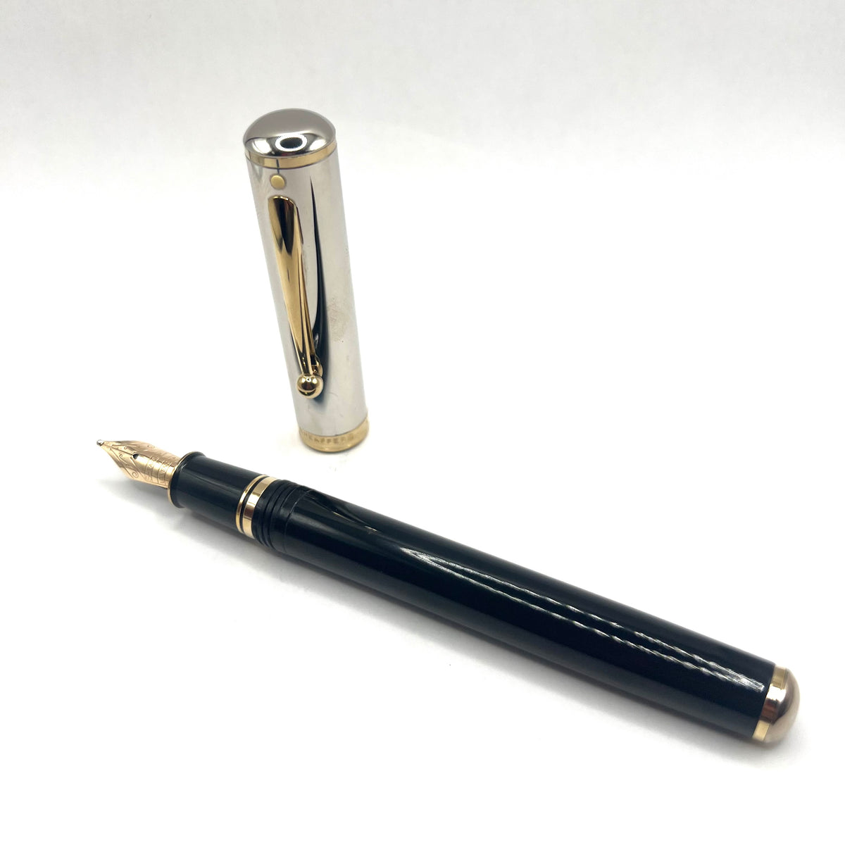 Sheaffer for Levenger Grande Royal Palladium Connaisseur Fountain Pen - Broad 14kt Gold Nib