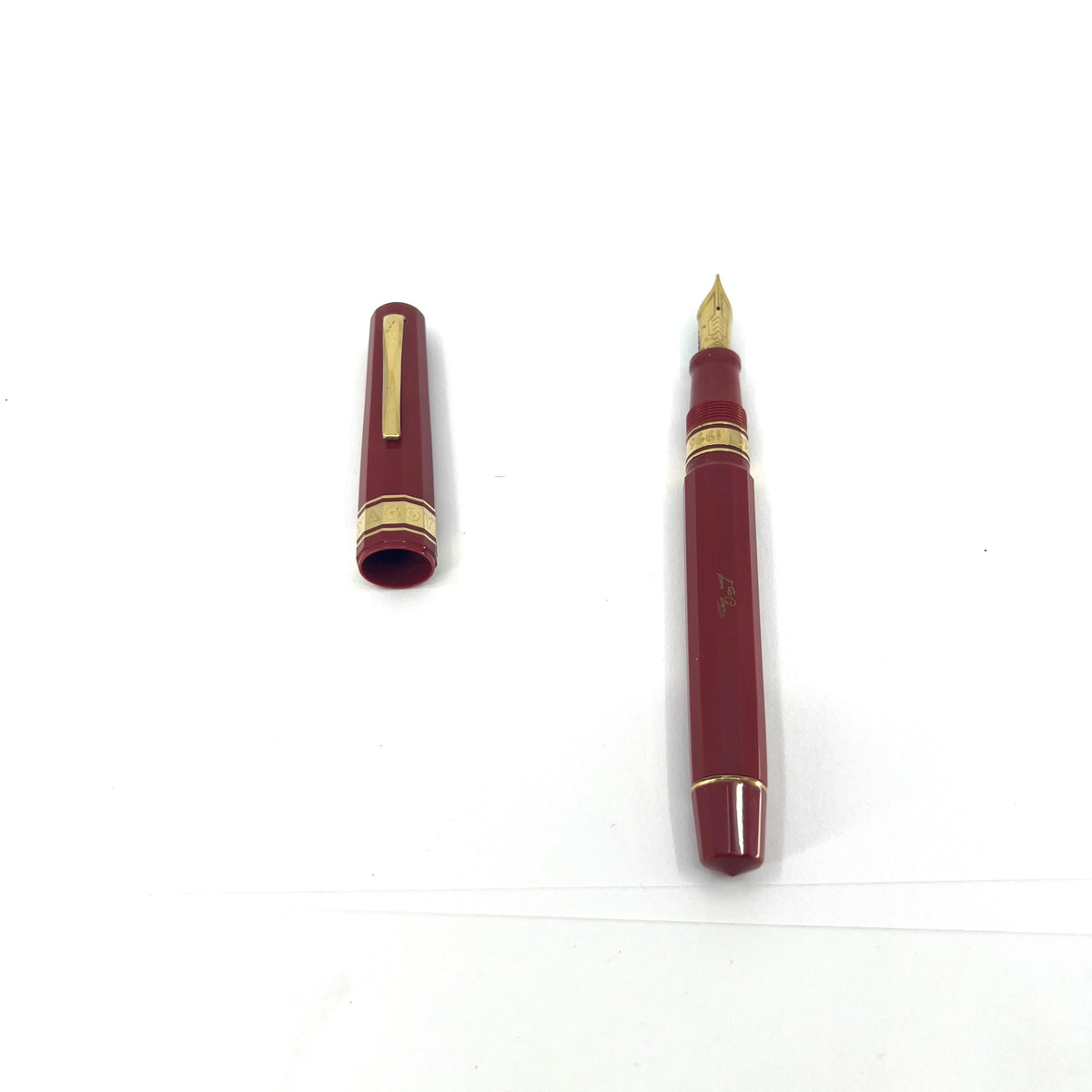 Omas Goya Limited Edition Fountain Pen - Semi-Flex Medium 18kt Gold Nib