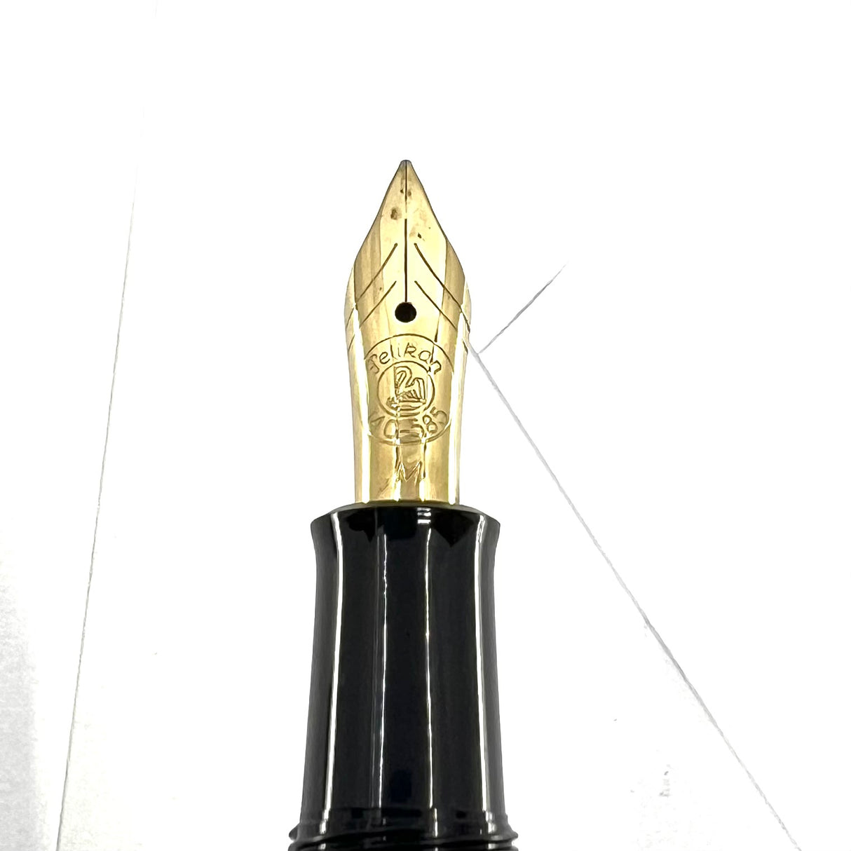 Pelikan Early M400 Black/Blue Striped Fountain Pen - Medium 14kt Gold Nib