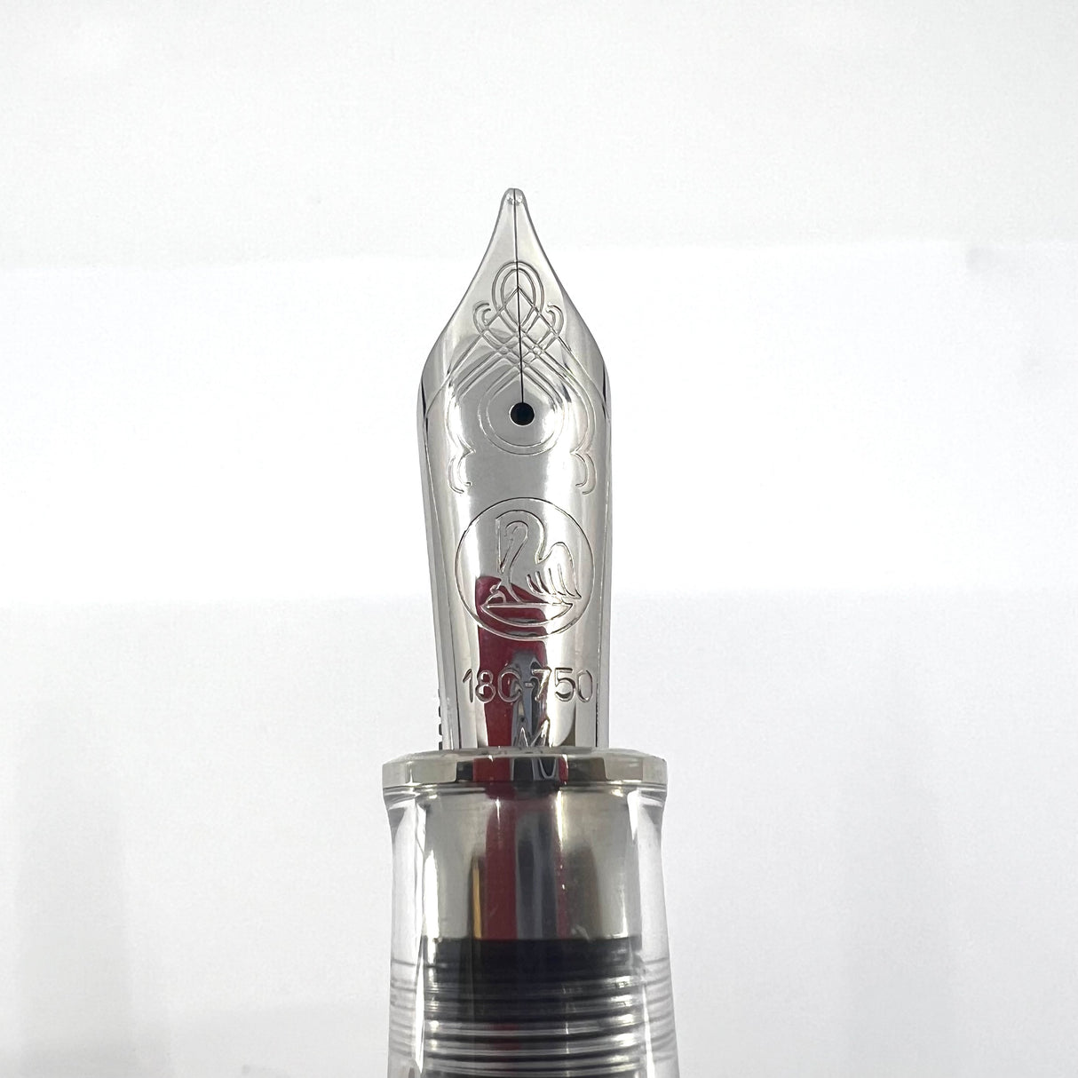 Pelikan M1005 Clear Demonstrator Fountain Pen - Medium 18kt Gold Nib - VERY SOUGHT AFTER!