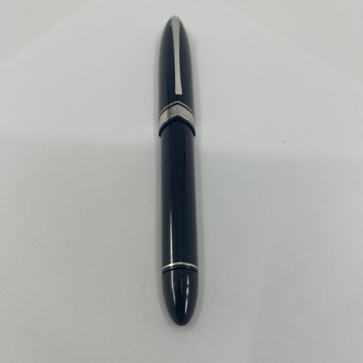 OMAS Blue #360 Triangulated Fountain Pen - Medium 18kt Gold Nib