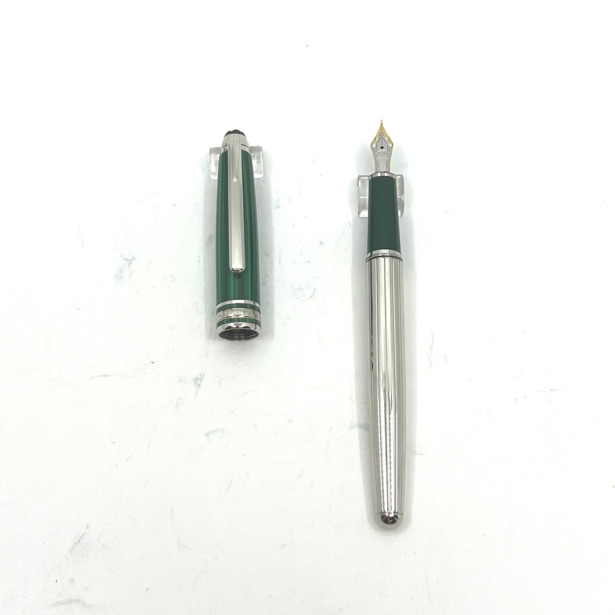 Montblanc Meisterstuck Solitaire Czar Nikolai Classique 144 Platinum Plated Fountain Pen