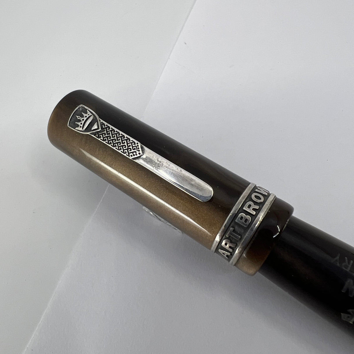 Krone Lustrous Brown Limited Edition Commemorating Iconic NYC Pen Shop Art Brown's 80th Anniversary - Medium 18kt Gold Nib