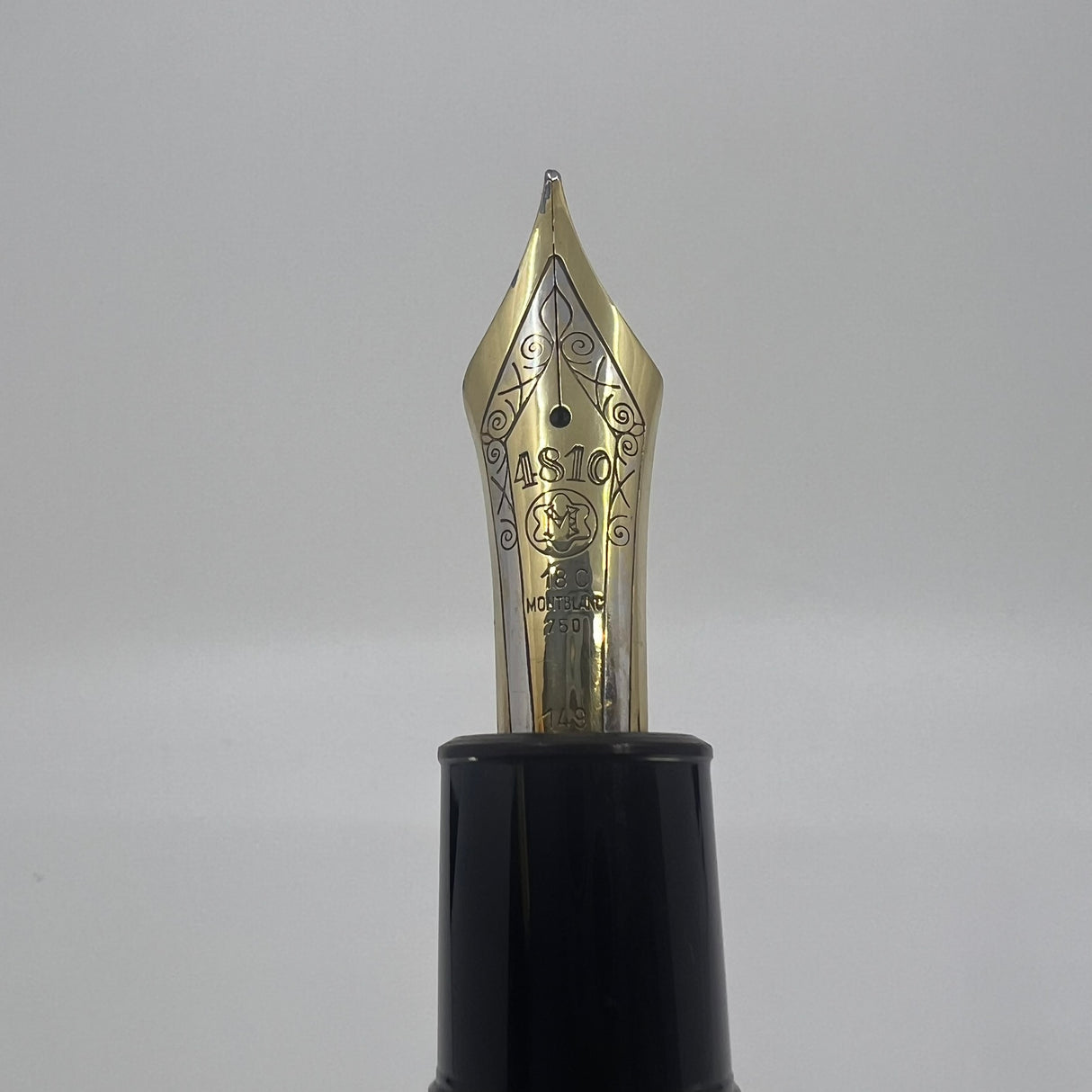Montblanc Meisterstuck #146 LeGrand Black Fountain Pen - Very Flexible Fine 14kt Gold Nib