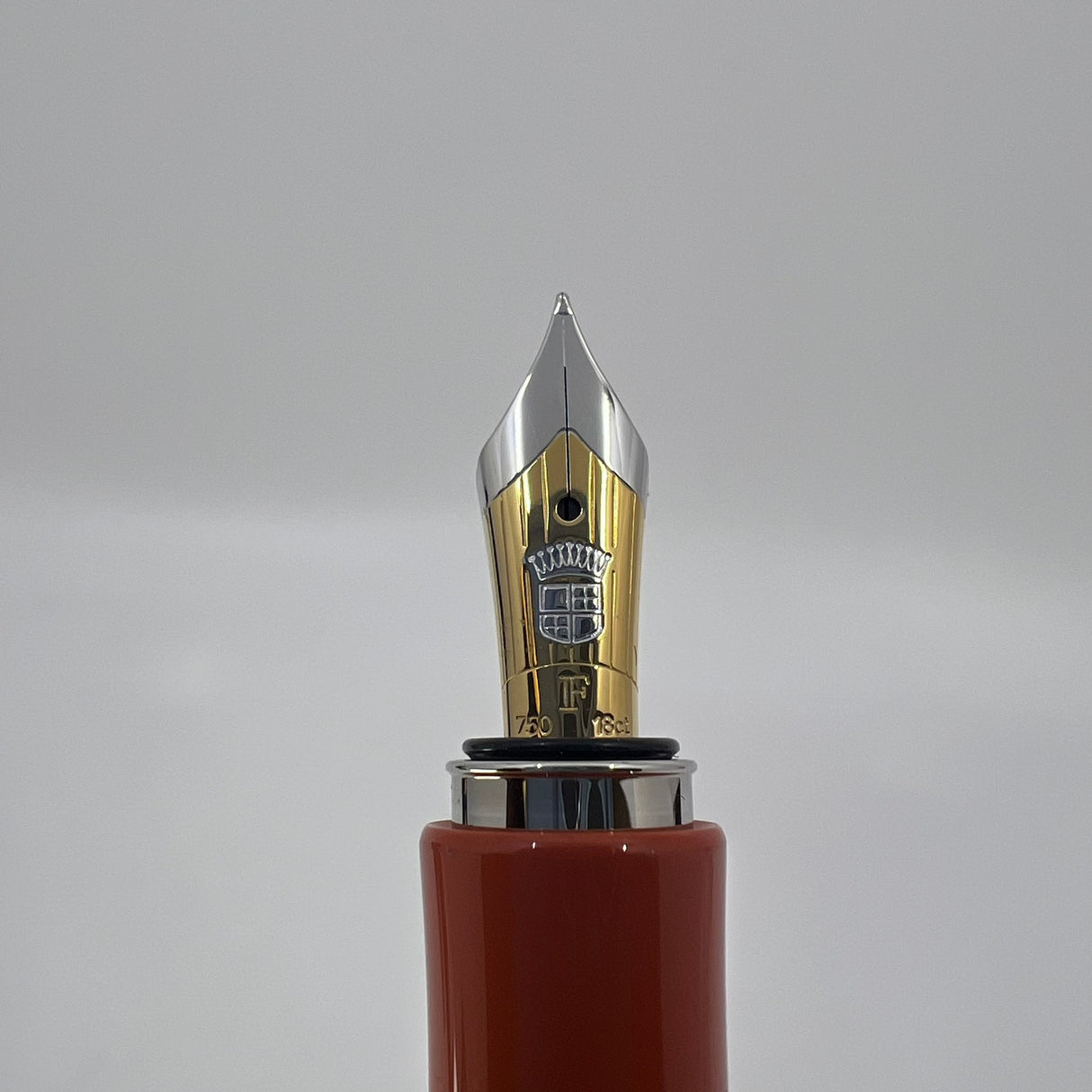 Graf von Faber Castell Intuition Black & Terra (Orange) Fountain Pen - Fine 18kt Gold Nib