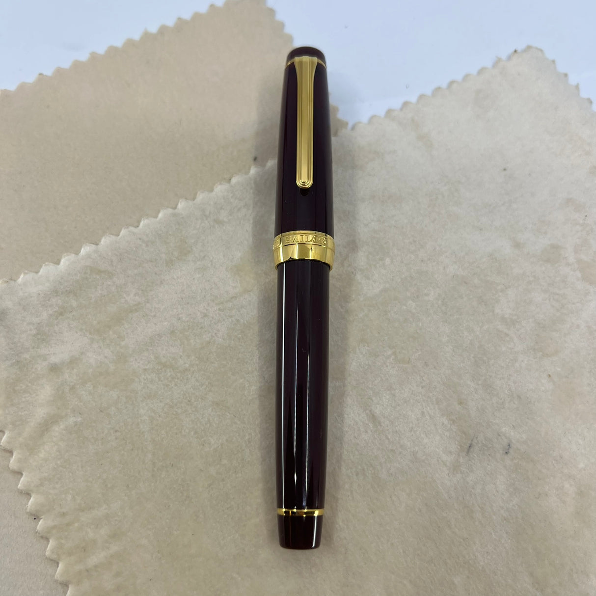 Sailor Standard Professional Gear Brown Fountain Pen - Extra Fine 21 Kt Gold Nib