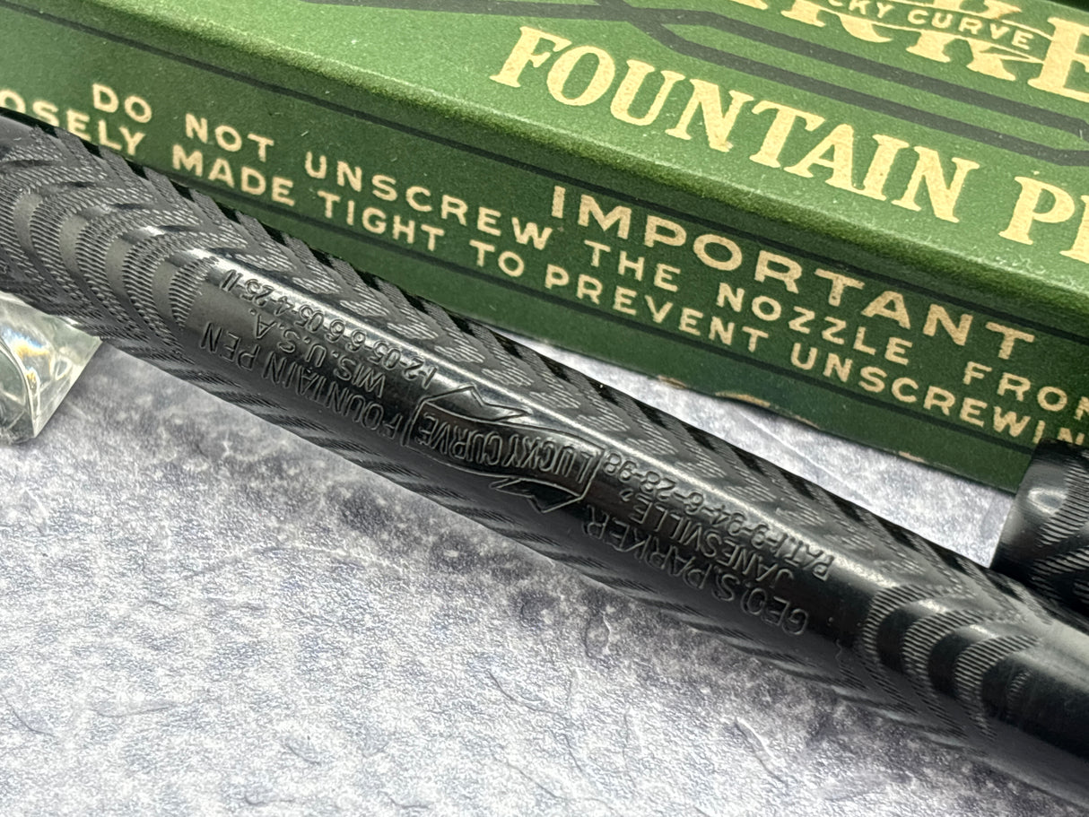 Parker # 2 1/2 Black Hard Rubber Chased ** New condition in original box ** - Fountain Pen