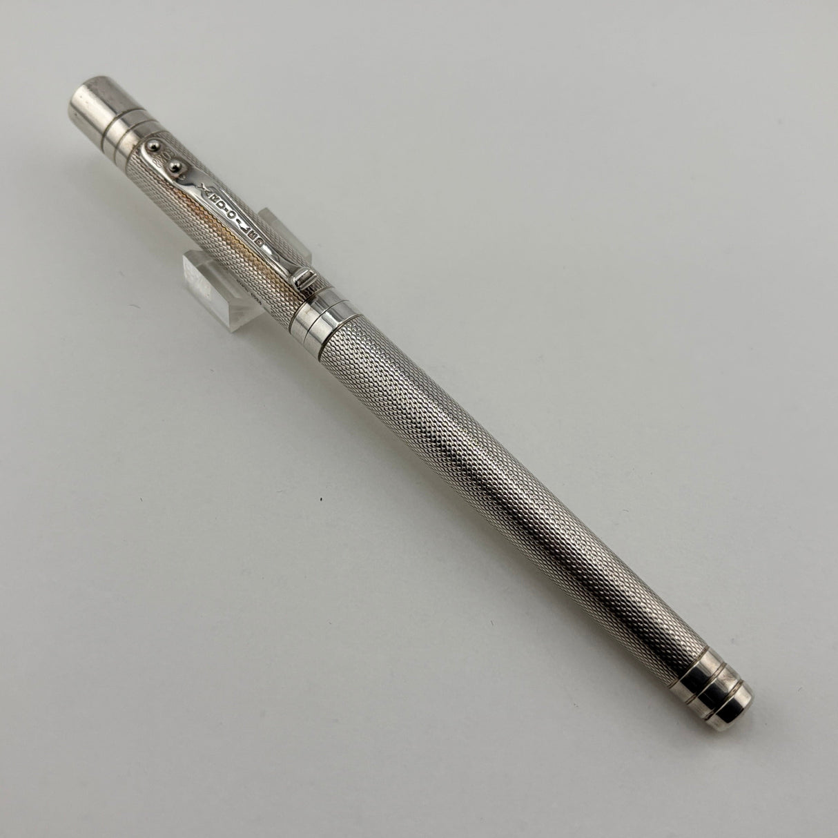 Yard O Led Viceroy Standard Barley Sterling Silver .925 Fountain Pen - Medium 18kt Gold Nib