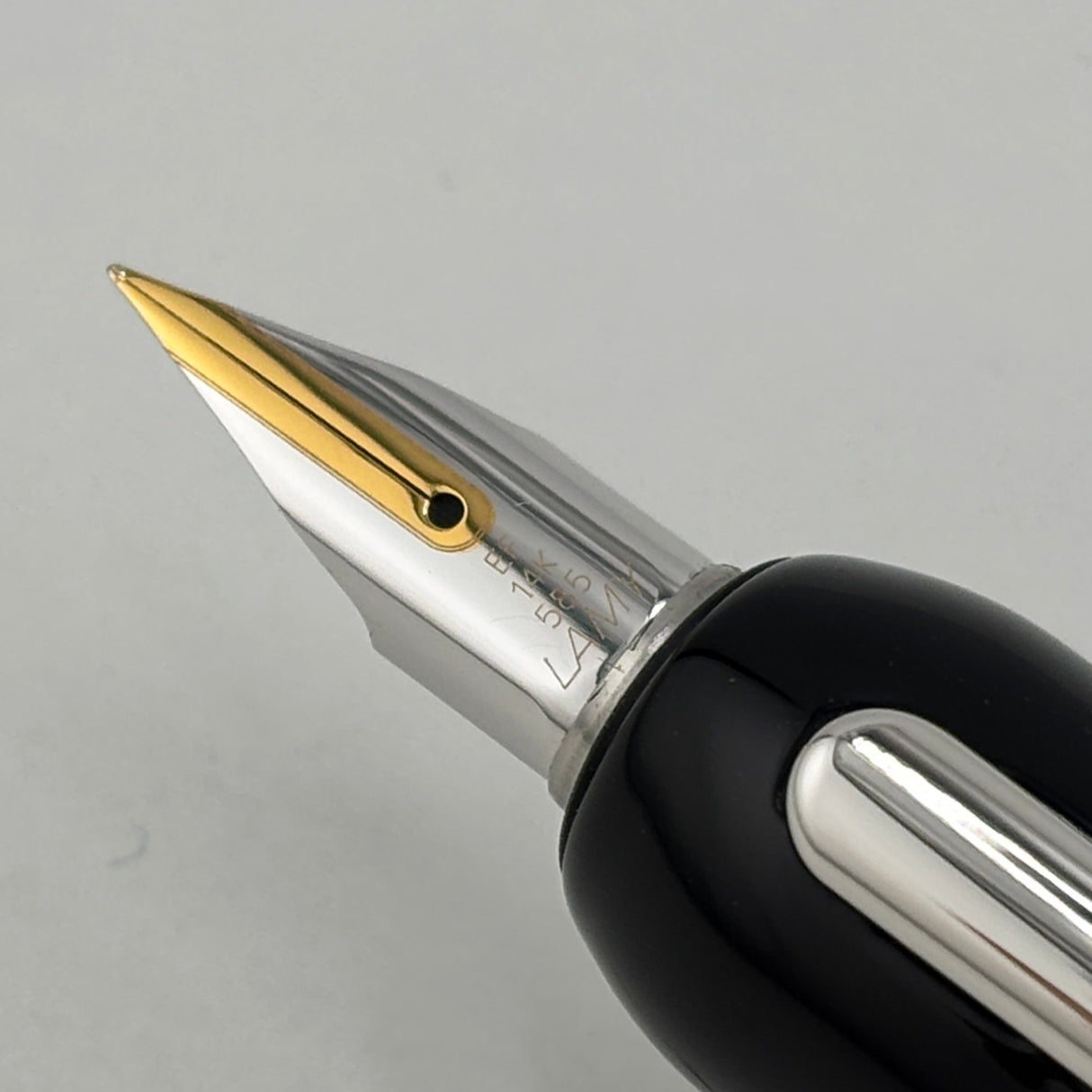 Lamy Dialog 3 Piano Black Retractable Nib Fountain Pen - Extra Fine 2-Tone 14kt Gold Nib