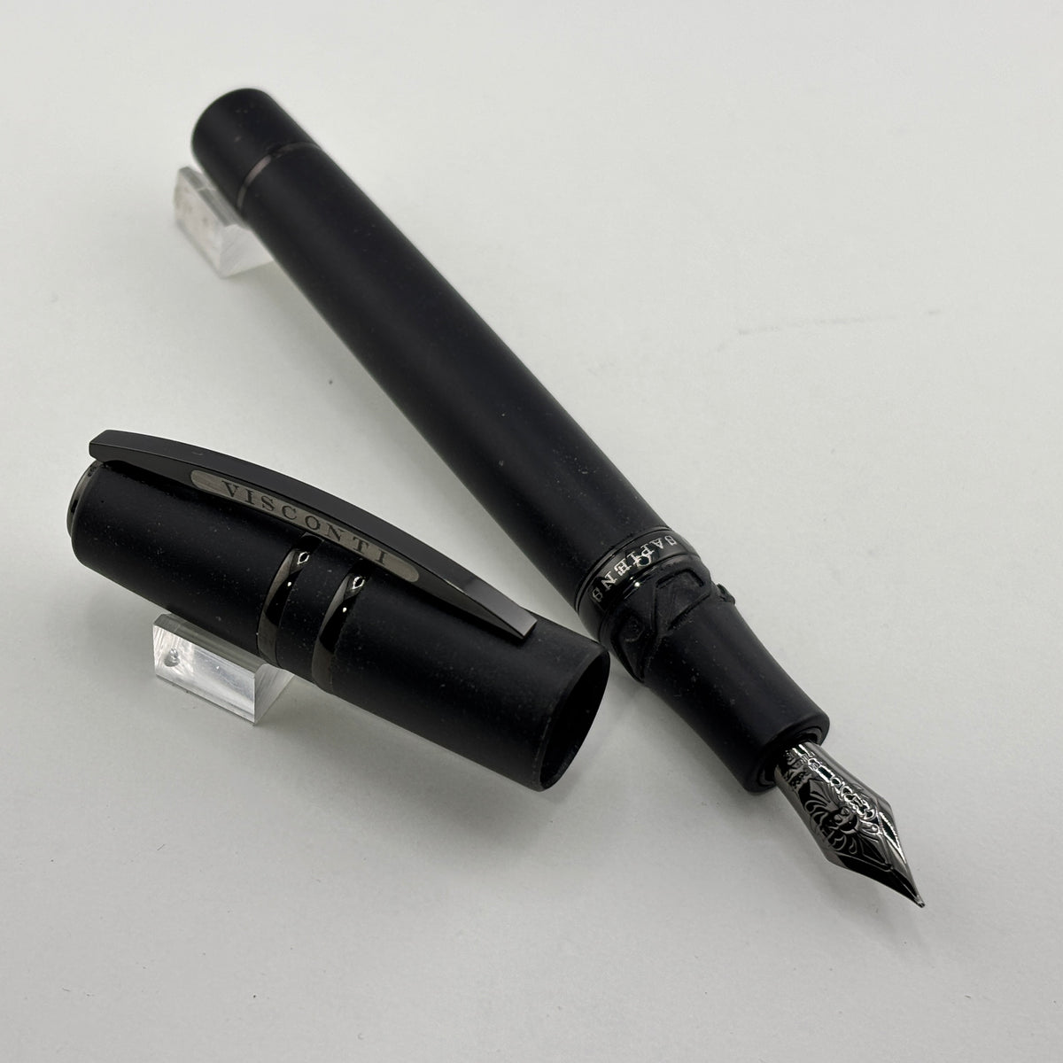 Visconti Homo Sapiens Dark Age Mid-Size Fountain Pen - Flexible Fine 23K Palladium Nib