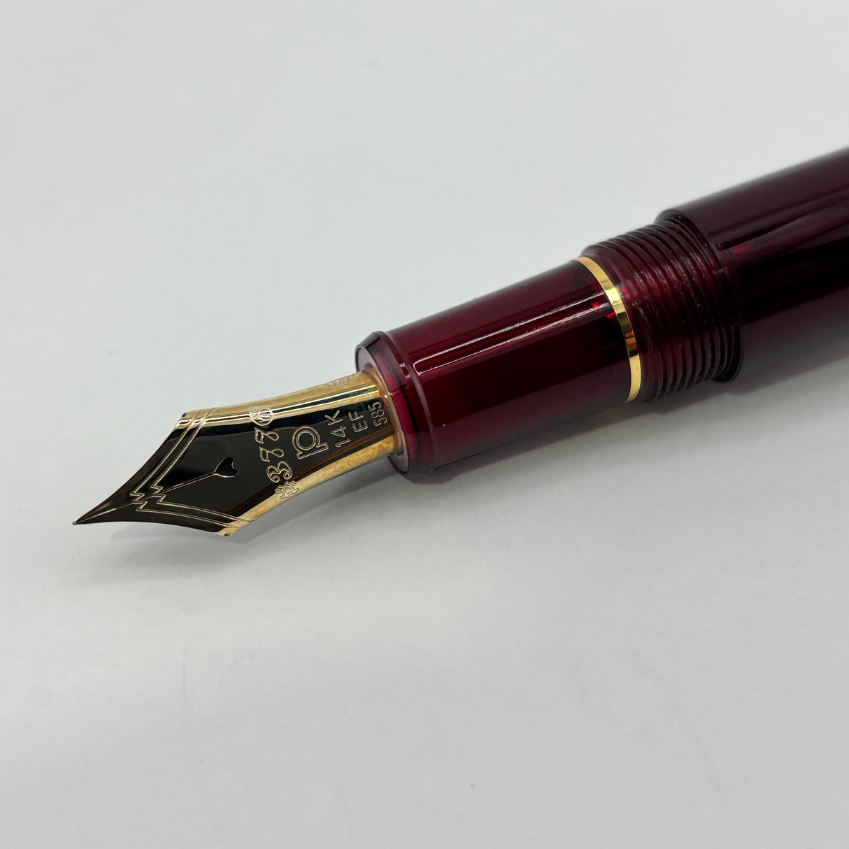 Platinum 3776 Century Bourgogne Burgundy GT Fountain Pen - Extra Fine 14 Kt Gold Nib