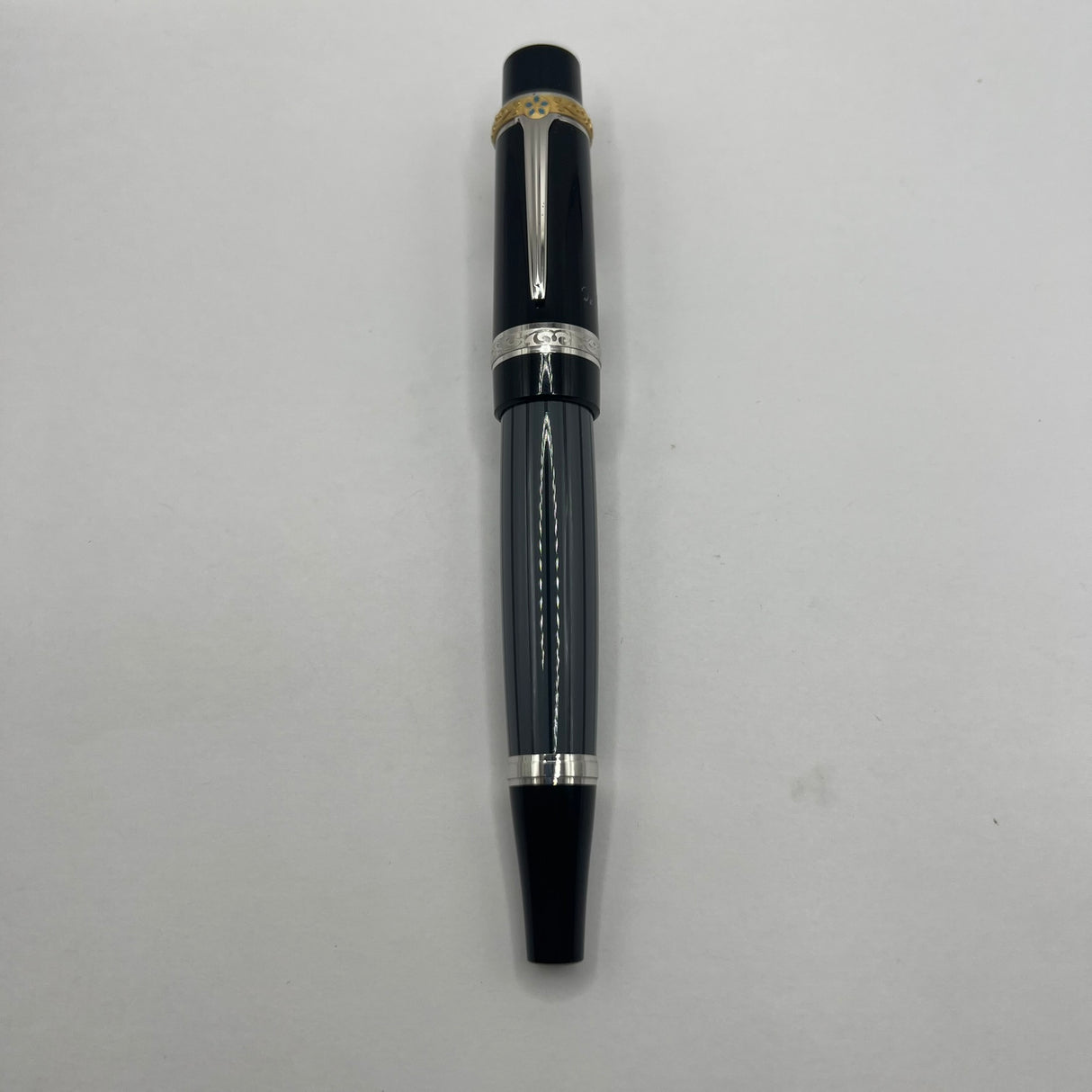 Montblanc Honore de Balzac Writer Series Limited Edition Fountain Pen - Medium 18kt Gold Nib