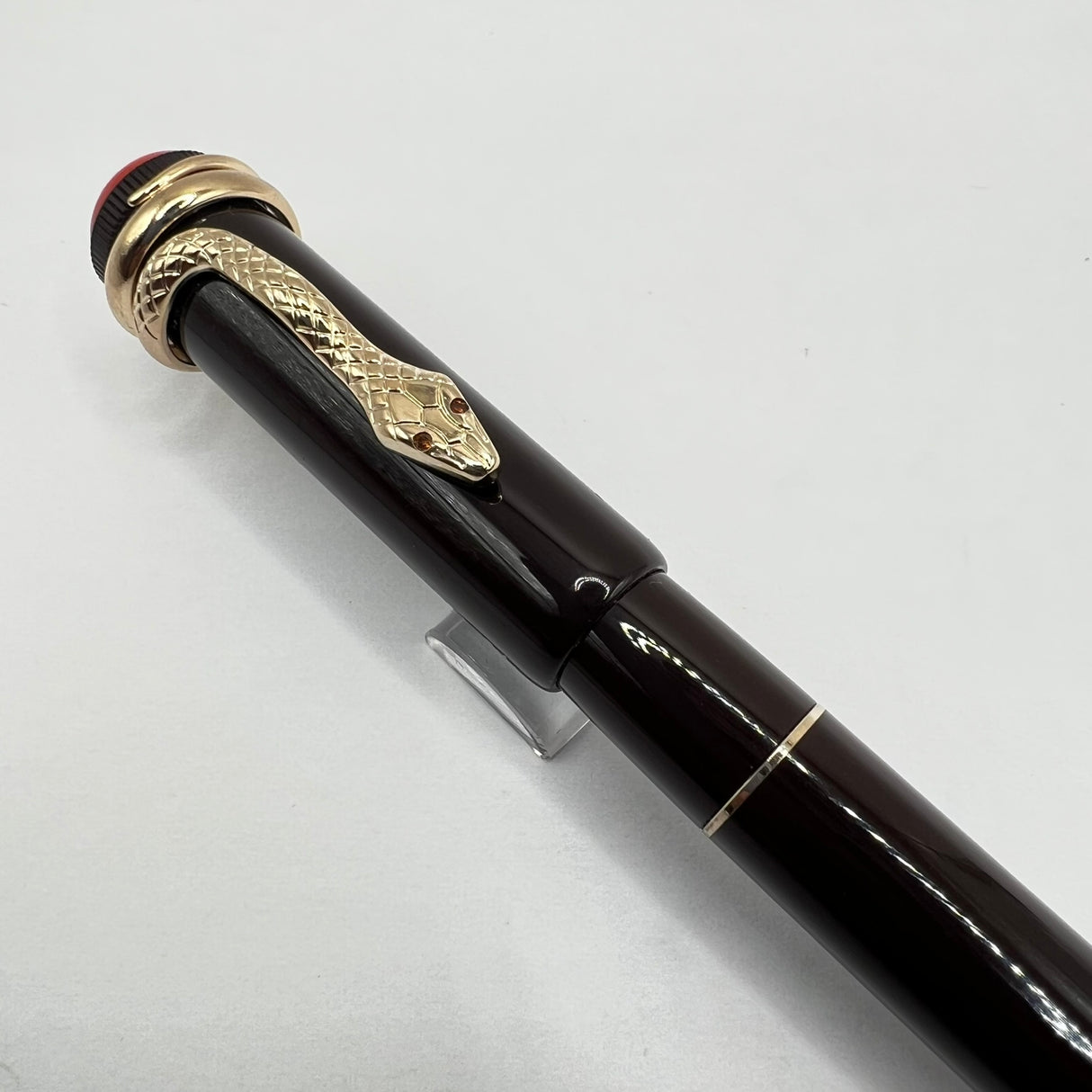 Montblanc Heritage Rouge Et Noir Tropic Brown Fountain Pen - Fine 14kt Gold Nib