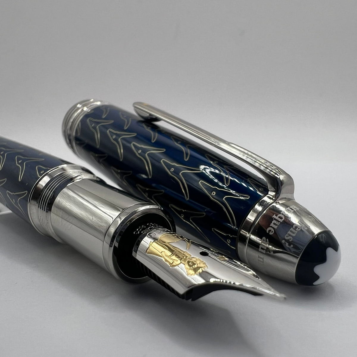 Montblanc Meisterstuck LeGrand Solitaire Special Edition Le Petit Prince & Fox Fountain Pen - Fine 18kt Gold Nib