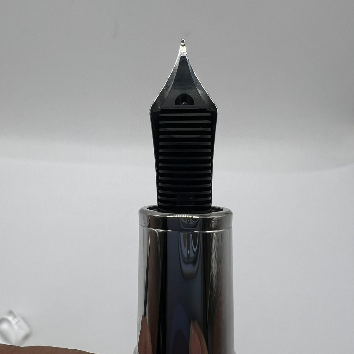 Montblanc Meisterstuck LeGrand Solitaire Special Edition Le Petit Prince & Fox Fountain Pen - Fine 18kt Gold Nib