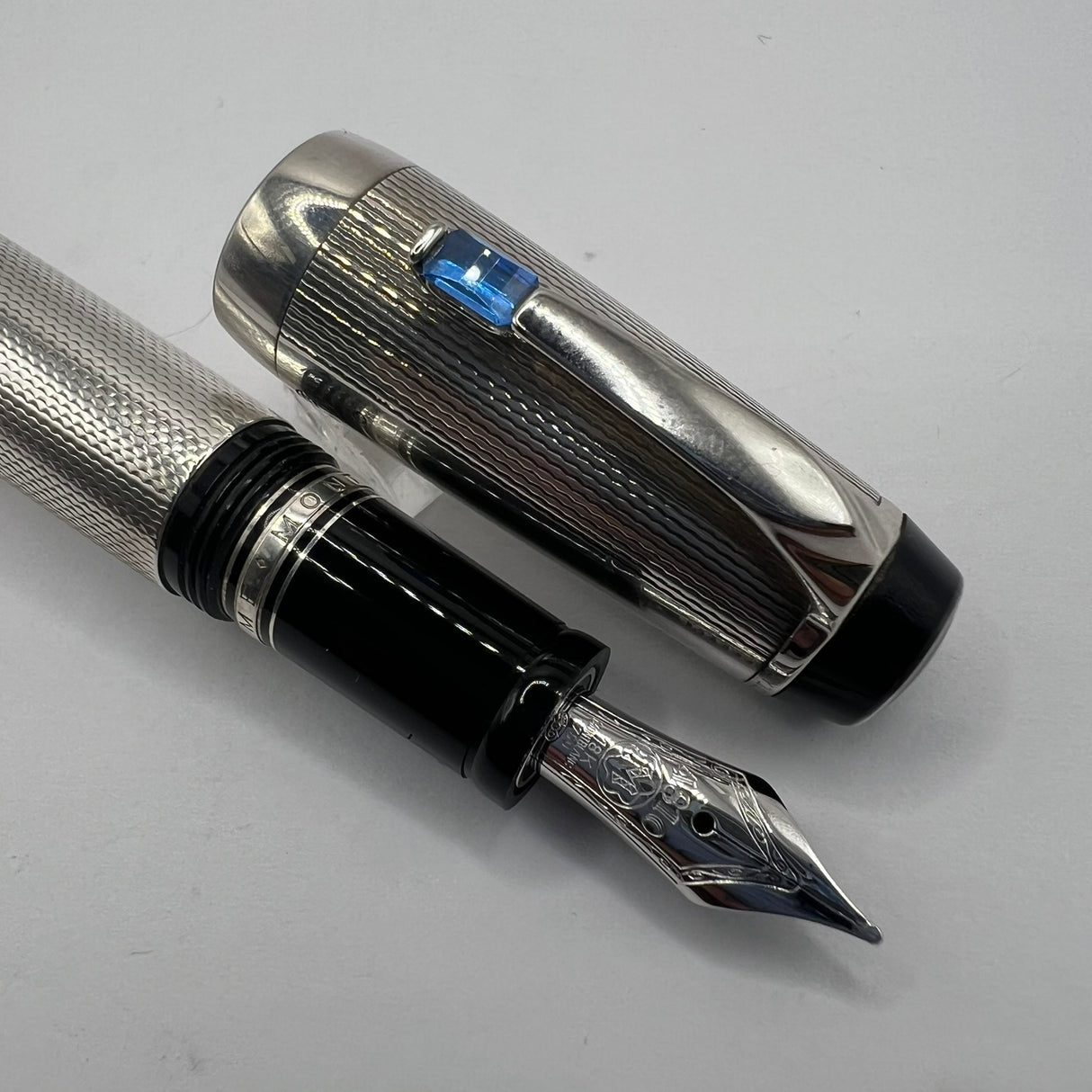 Montblanc Boheme Sterling Silver Barleycorn Retractable Nib Fountain Pen - Medium 18kt Gold Nib