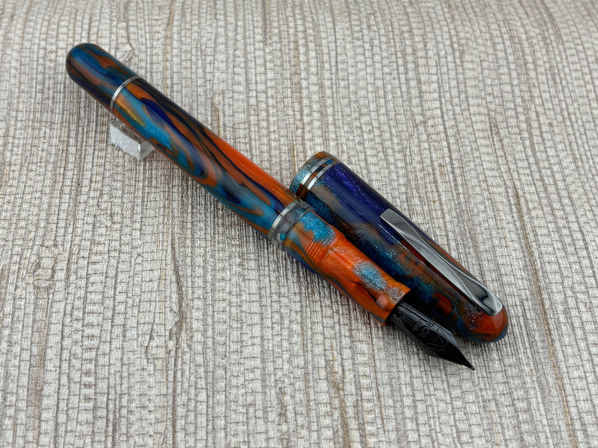 Gioia Metis Iride Black Ruthenium Trim - Fountain Pen