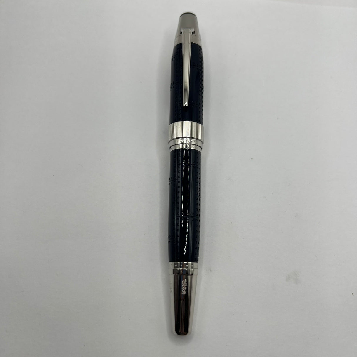 Montblanc Antoine de Saint Exupery Writer Series Limited Edition Fountain Pen - Fine 18kt Gold Nib