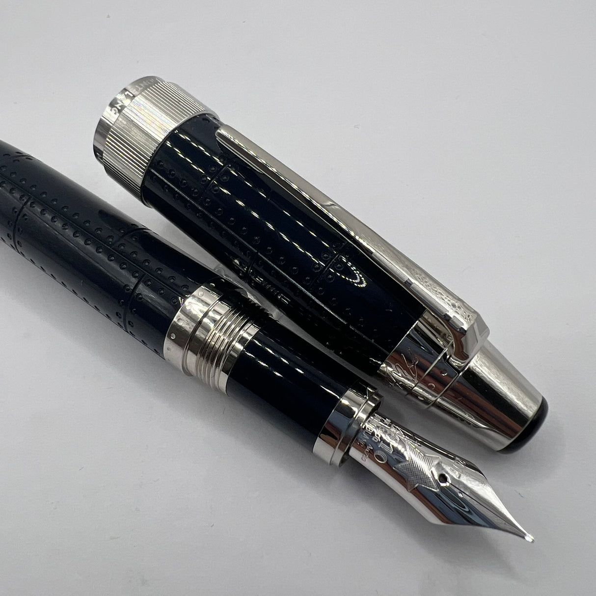 Montblanc Antoine de Saint Exupery Writer Series Limited Edition Fountain Pen - Fine 18kt Gold Nib