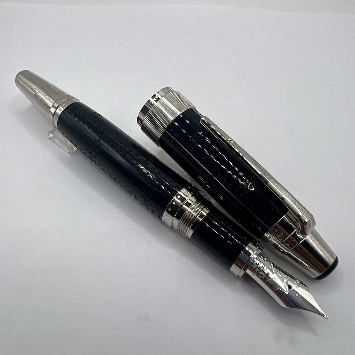 Montblanc Antoine de Saint Exupery Writer Series Limited Edition Fountain Pen - Fine 18kt Gold Nib