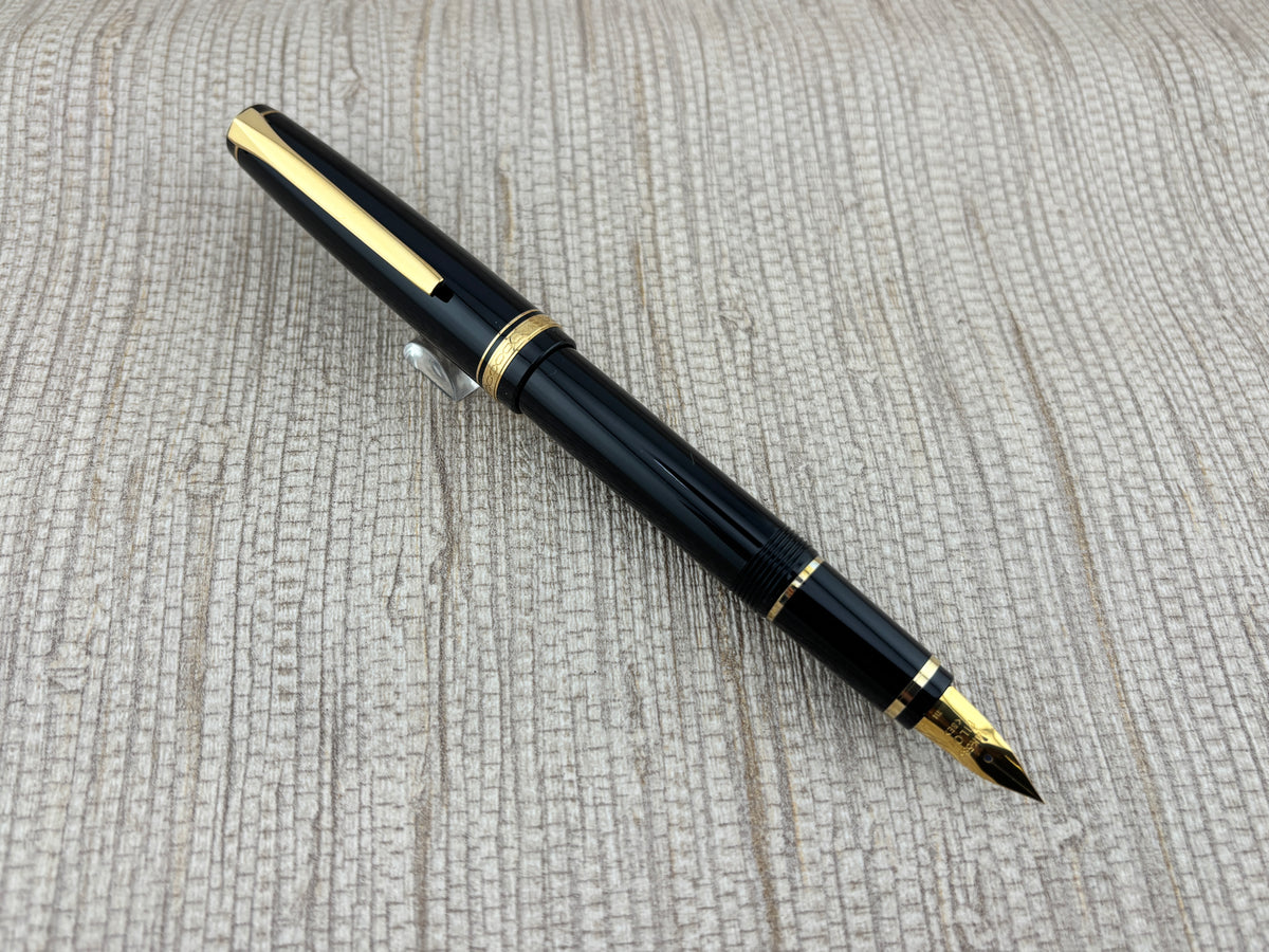 Pilot Falcon Black Gold Trim SE Gold NIB 14k 585 Flex - Fountain Pen
