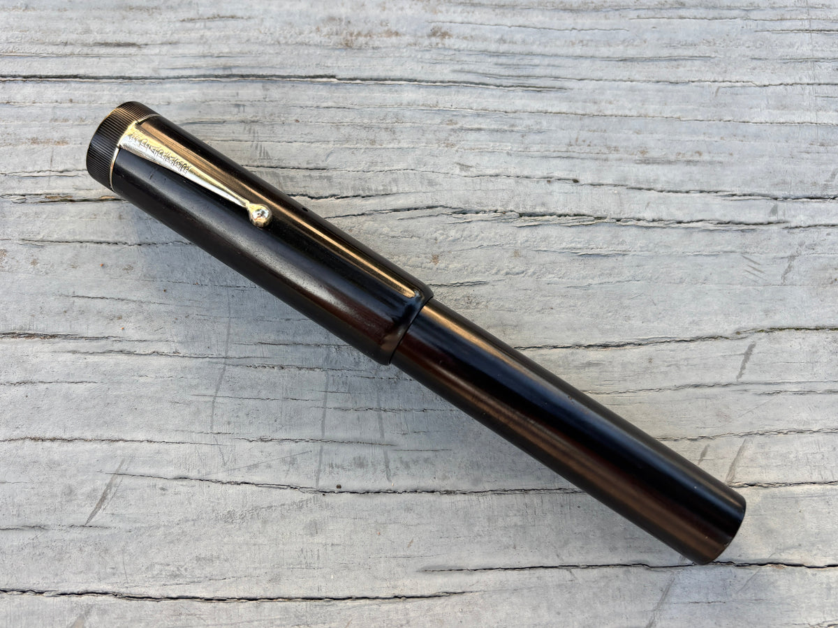 Parker Black Giant - Fountain Pen