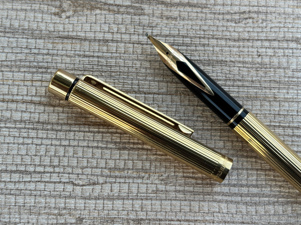 Sheaffer Targa Slim Gold Electro Plated Circa 1970 Rare Broad Nib! - Fountain Pen