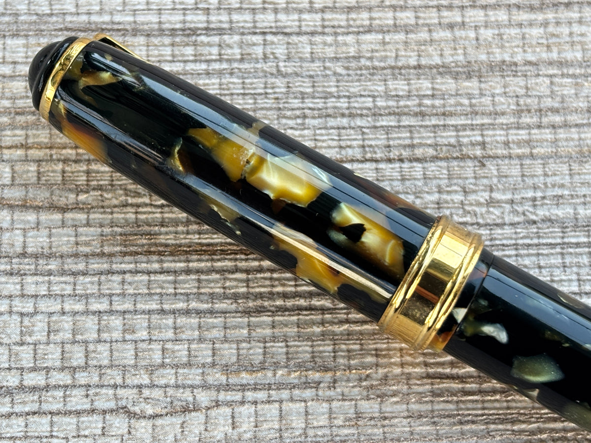 Levenger Black and Pearl Gold Trim - Fountain Pen