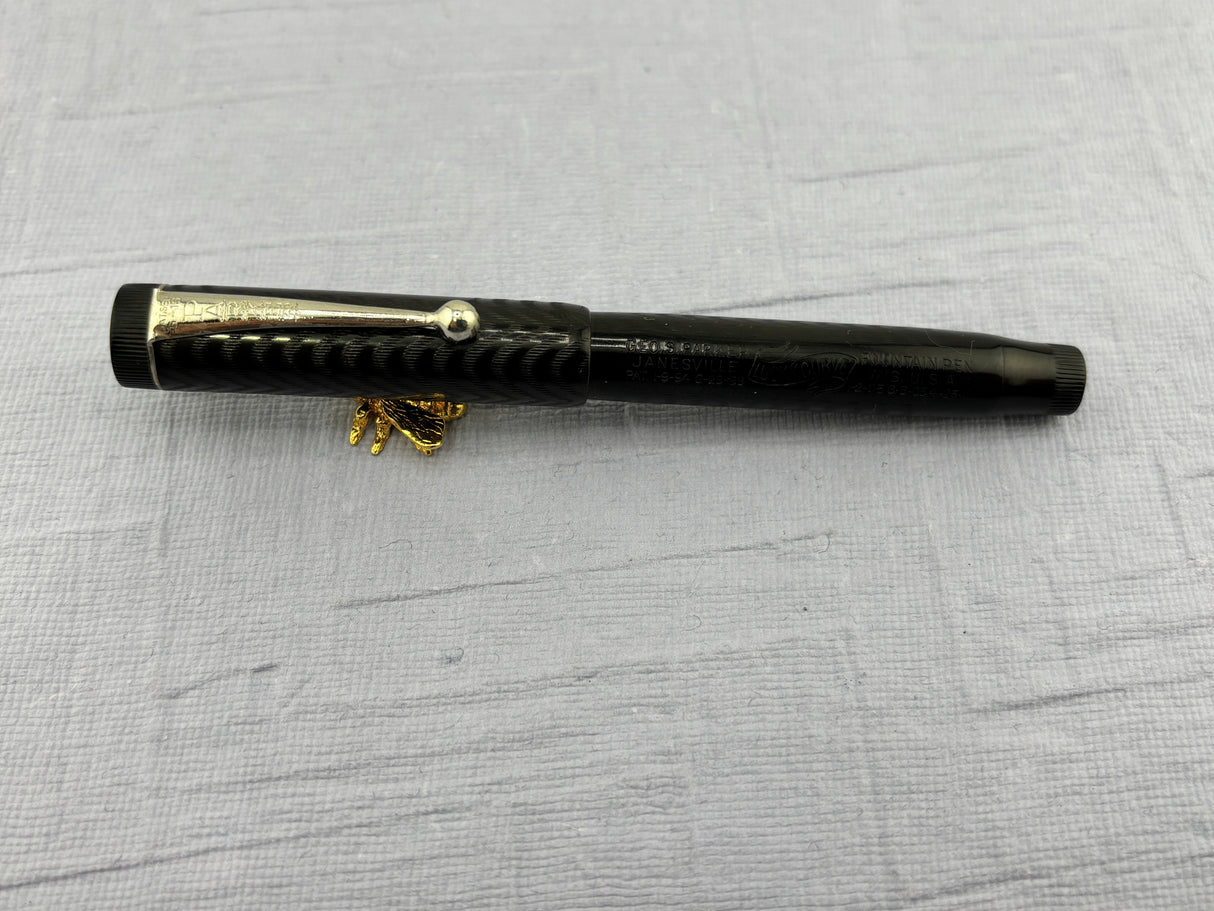 Parker Lucky Curve Jack Knife Safety Black chased Fountain Pen