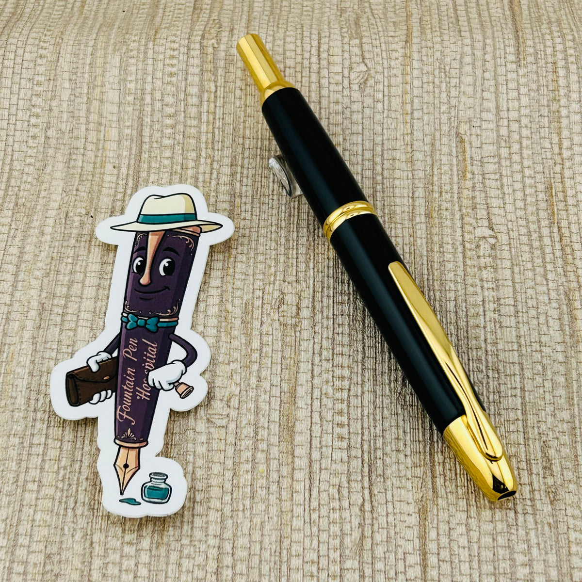 Pilot Vanishing Point Black and Gold - Fountain Pen