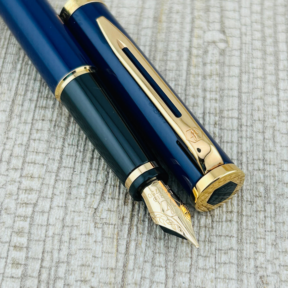 Waterman Preface Romance Blue 18k Gold Nib - Fountain Pen