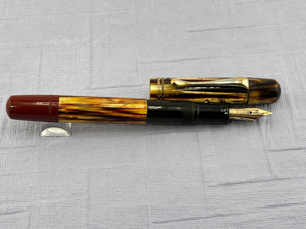 Pelikan 101N tortoise circa 1937-1950 Rare pen !