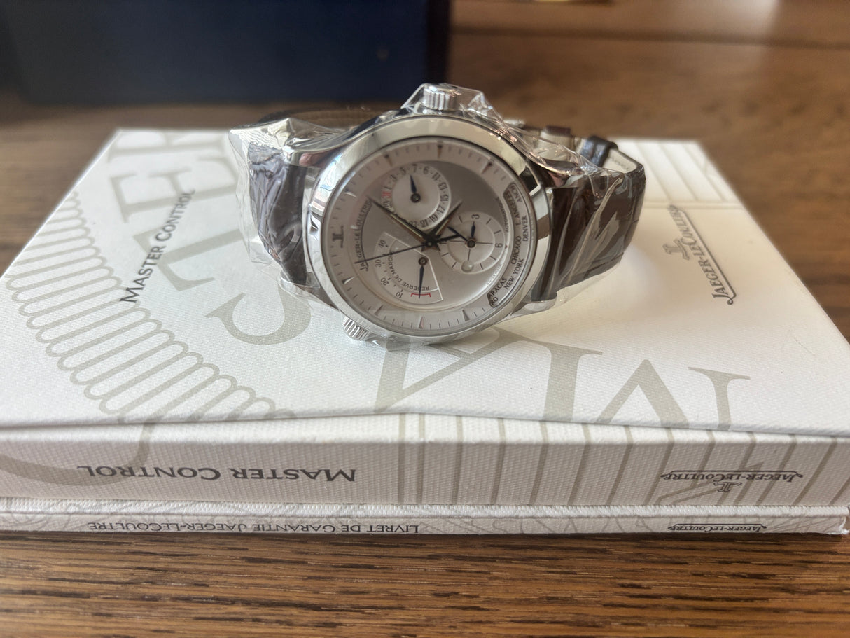 Jaeger-LeCoultre Master Control Geographic Wrist Watch