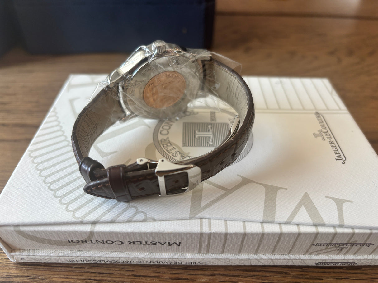 Jaeger-LeCoultre Master Control Geographic Wrist Watch
