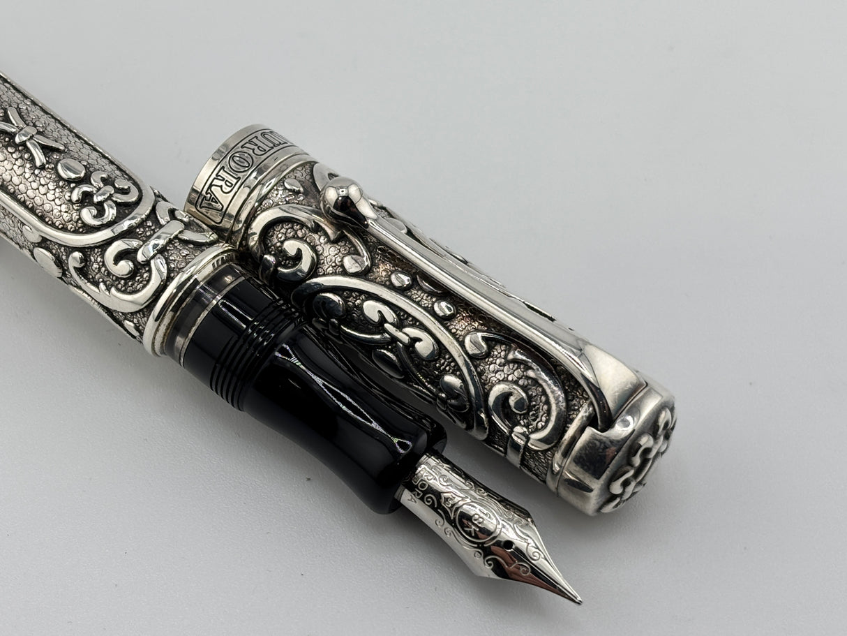 Aurora Benvenuto Cellini Sterling Silver Limited Edition Fountain Pen - Medium 18kt Gold Nib