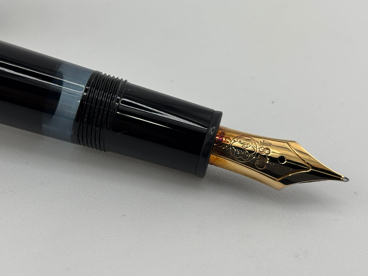 Montblanc Meisterstuck Black Resin #146 LeGrand Fountain Pen - Semi-Flex Medium 14kt Gold Nib