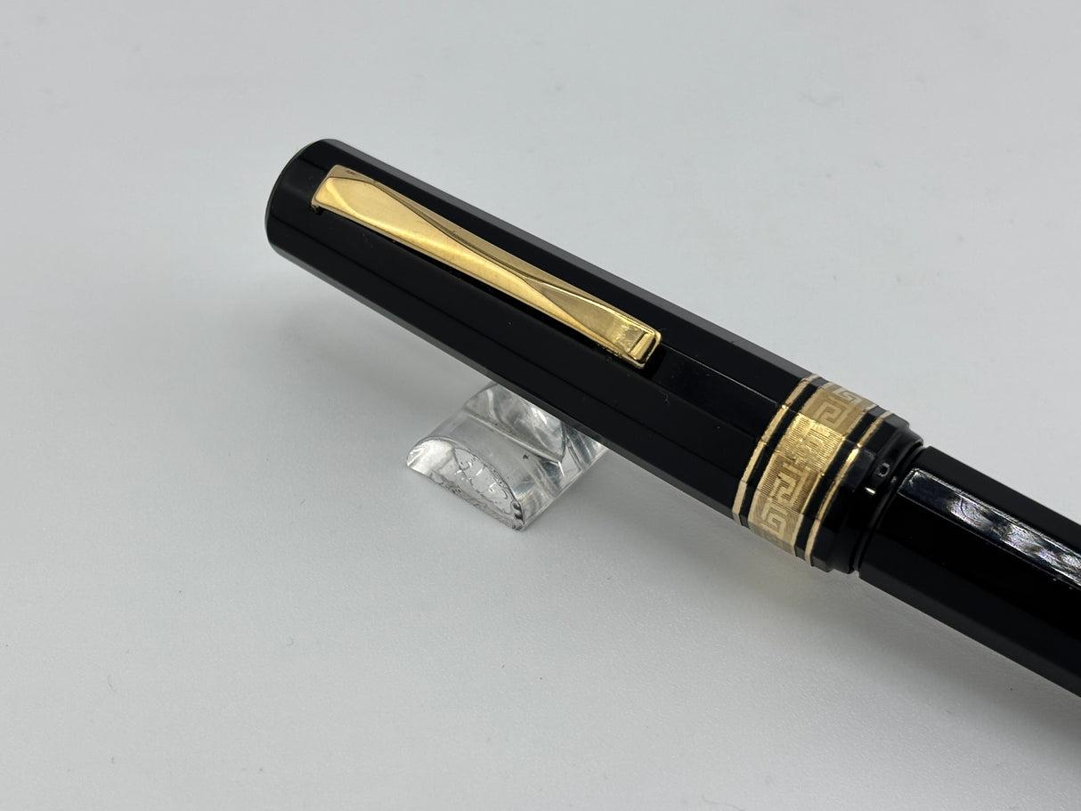 OMAS Black Vegetal Resin Facetted Standard Size Paragon Rollerball