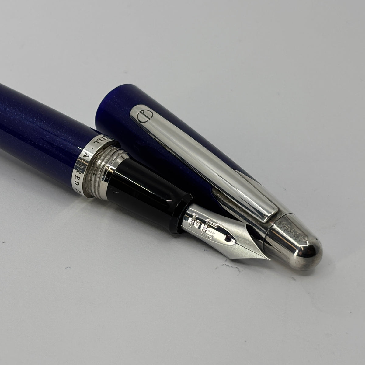 Dunhill AD2000 Royal Blue Galaxy Fountain Pen - Extra Fine 18kt Gold Nib
