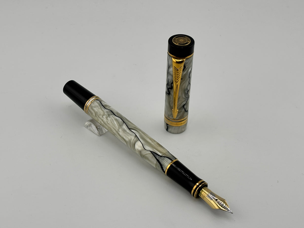 Parker Duofold International (Standard Size) Pearl & Black Fountain Pen - Fine 18kt Gold Nib
