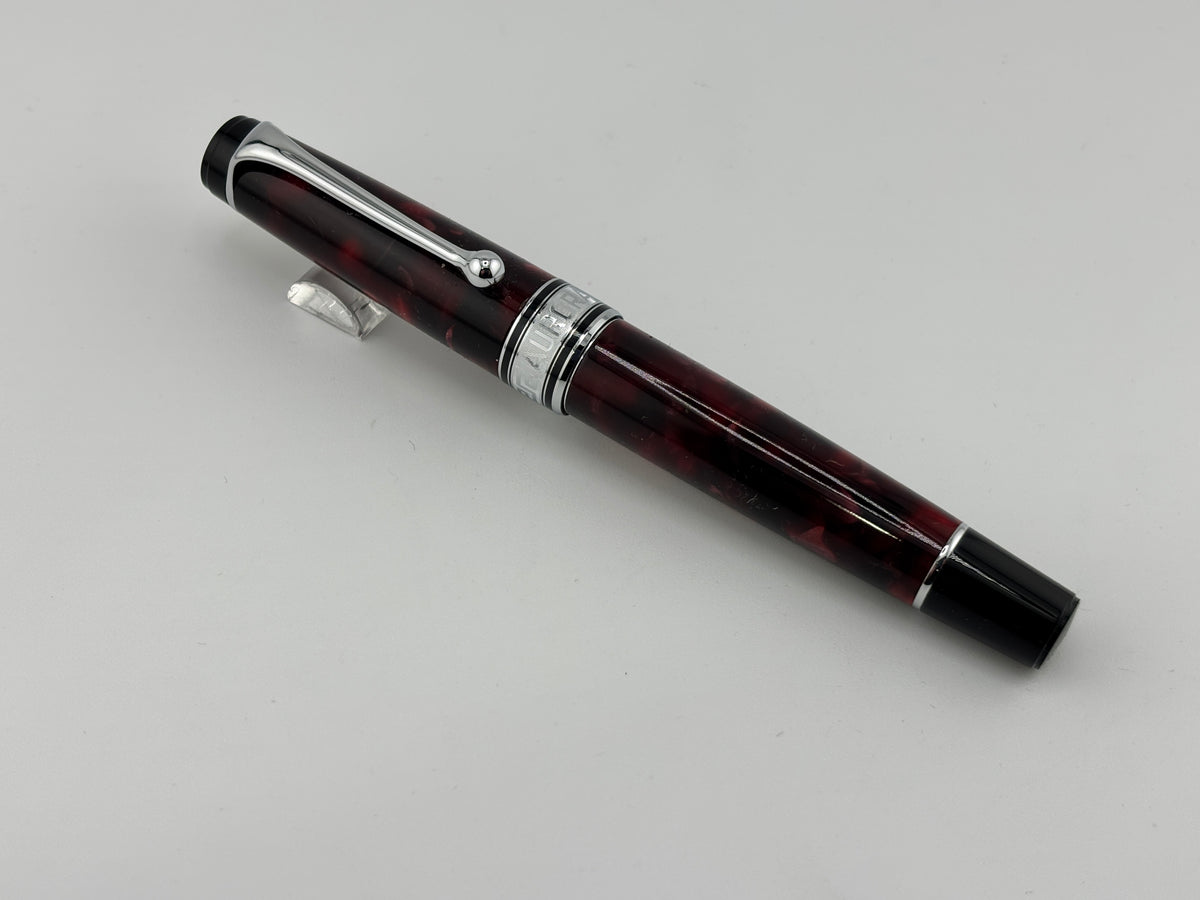 Aurora Optima Marbled Burgundy Auroloide Fountain Pen - Medium 14kt Gold Nib