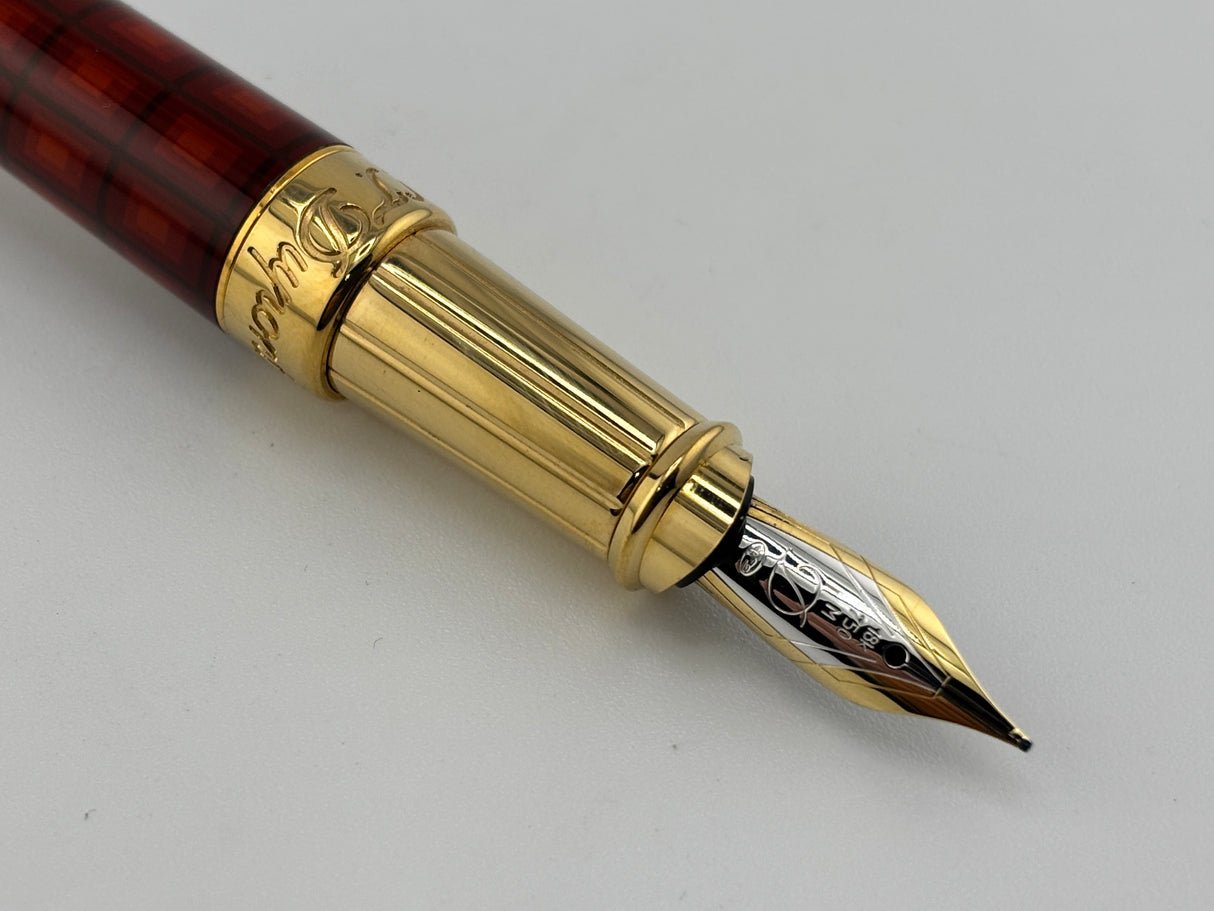 S.T. DuPont Olympio Vertigo Laque de Chine Fountain Pen - Medium 18kt Gold Nib